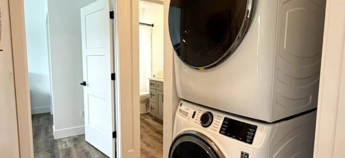 135942-395990-4vZ8l03BPExJj1zIjKeAlzT9aJD--ixrrTtWjotilwxE-683636a42fe3b