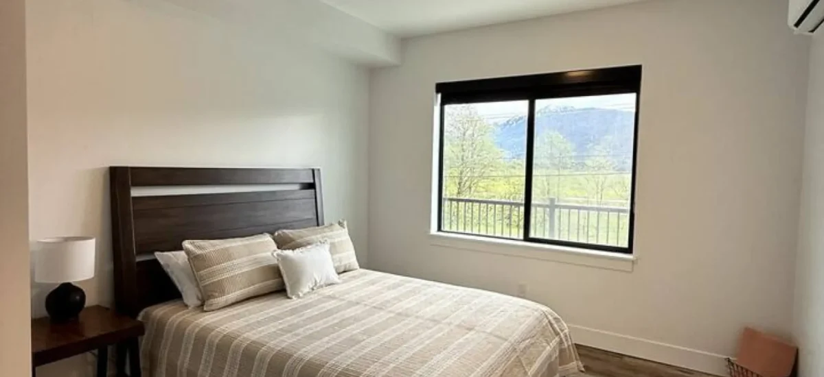 135942-395990-xy1o--6UkySr-x3ZemB6Q7x-VeiZiWGs73z3Yrnk--Ub8-683636920855a